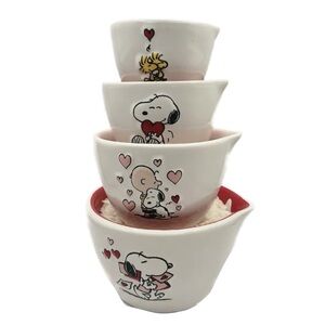 Rae Dunn CHARLIE BROWN VALENTINE'S DAY Measuring Cups.